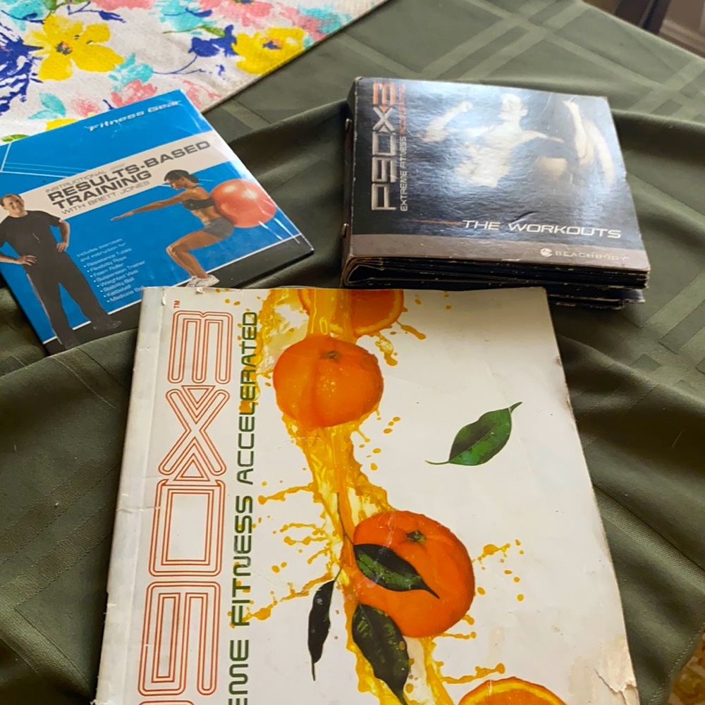 P90x 3 program with nutrition book